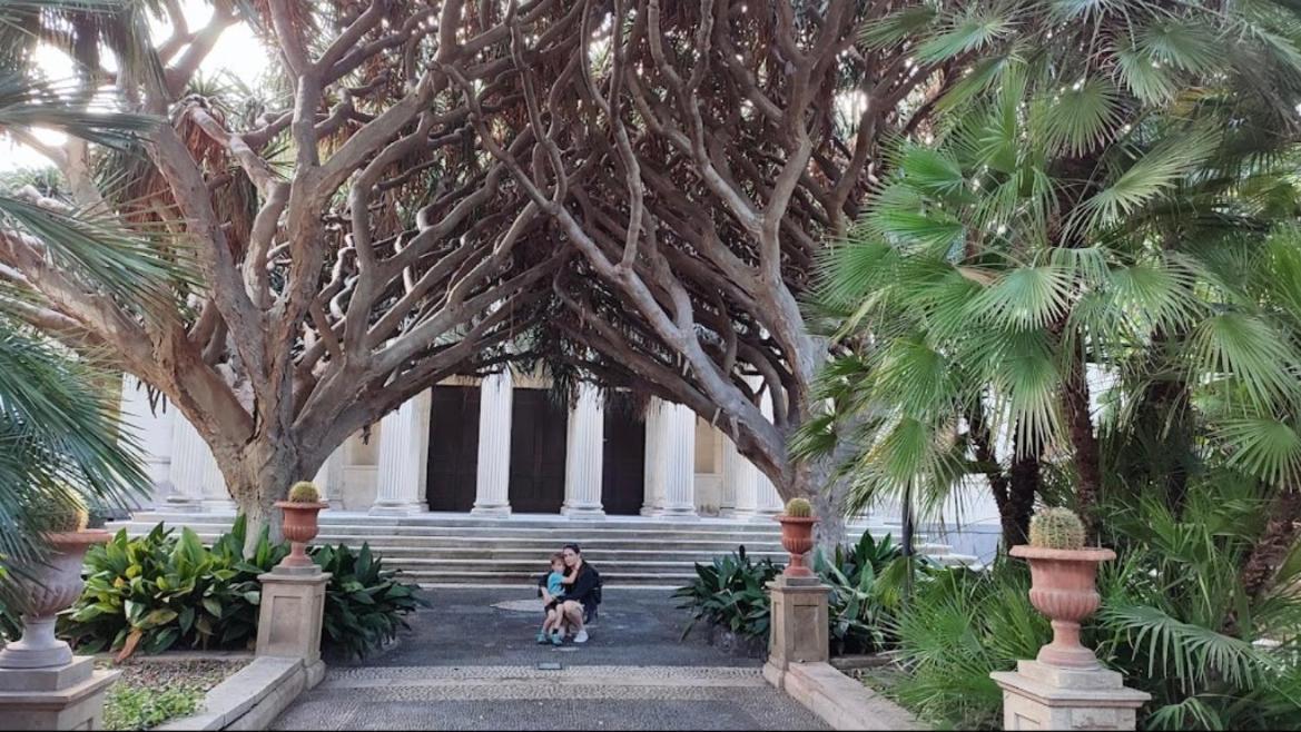 Вилла Etnea House Catania Center Экстерьер фото